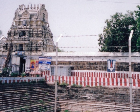 Astapujam Gopuram